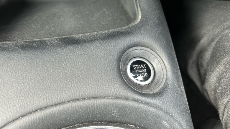 Nissan Juke 1.0 DiG-T 114 N-Connecta 5dr Petrol Hatchback